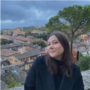 Laureata in Scienze Biologiche, studentessa magistrale. Disponibile in presenza a Parma o online per aiuto compiti e nello studio